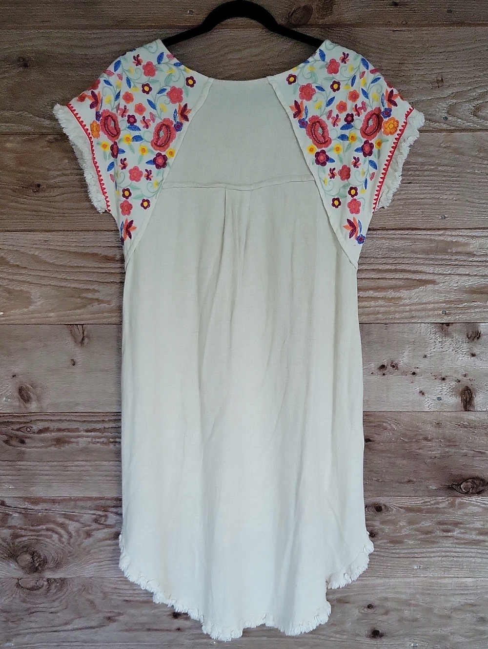 Umgee Size Small Cream Tunic with Colorful Embroidered Sleeves - Picture 6 of 7